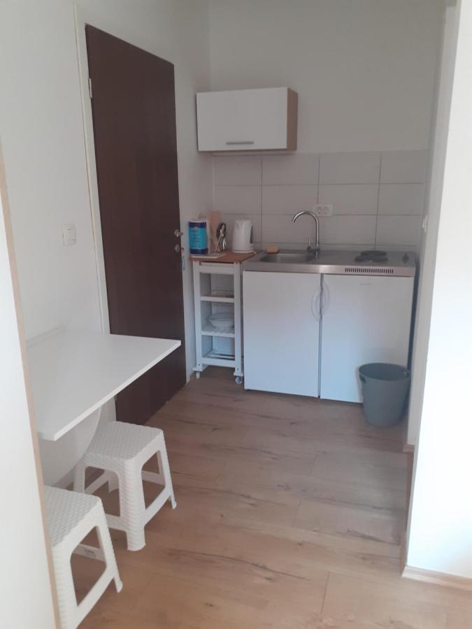 Apartman Nikki II Maranovici Luaran gambar